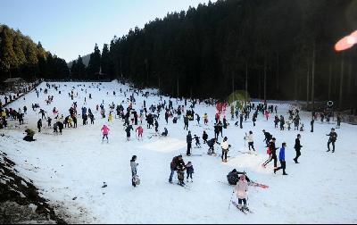 月老山滑雪场